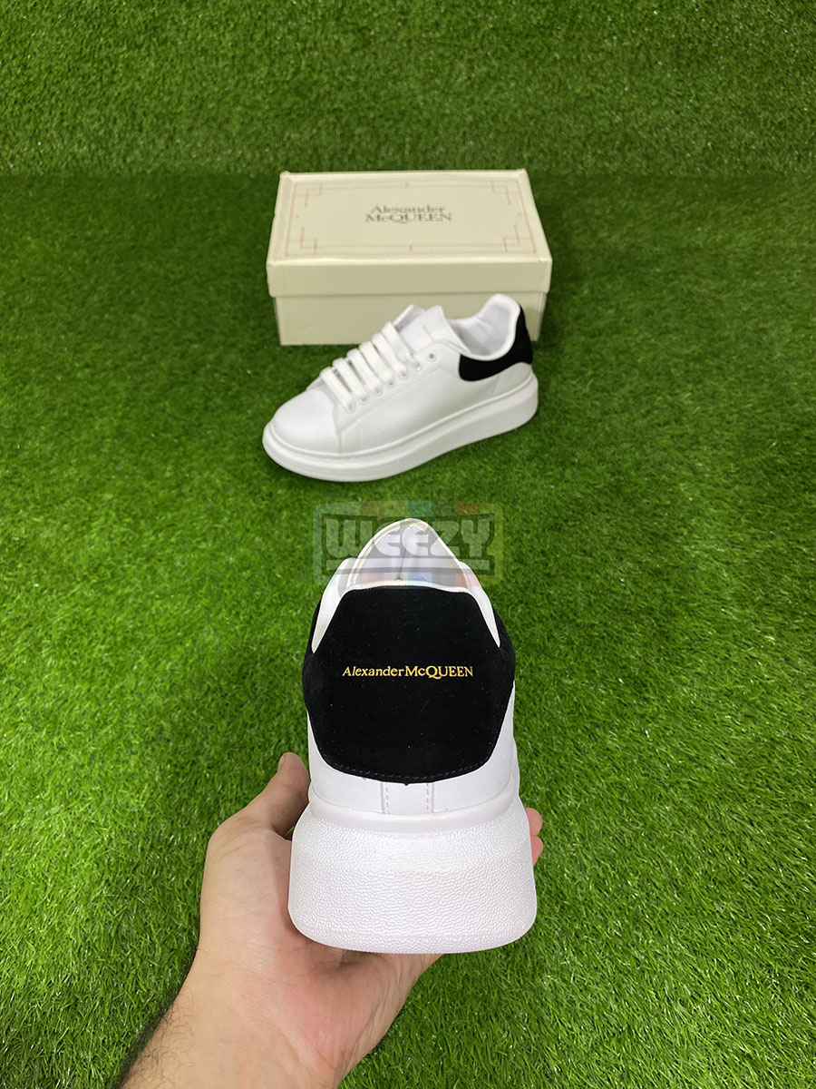 Buy Alexander Mcqueen Sneakers W B Premium Quality Online in Pakistan Best Alexander Mcqueen Sneakers W B Premium Quality Prices in Pakistan Weeby Shoes