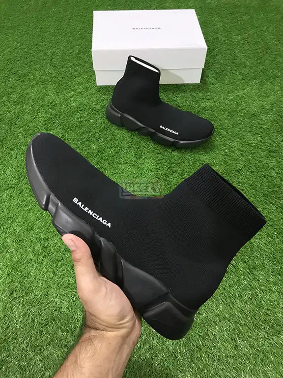 Balenciaga Speed Runner (Triple Blk) buy online Pakistan - Weeby Shoes