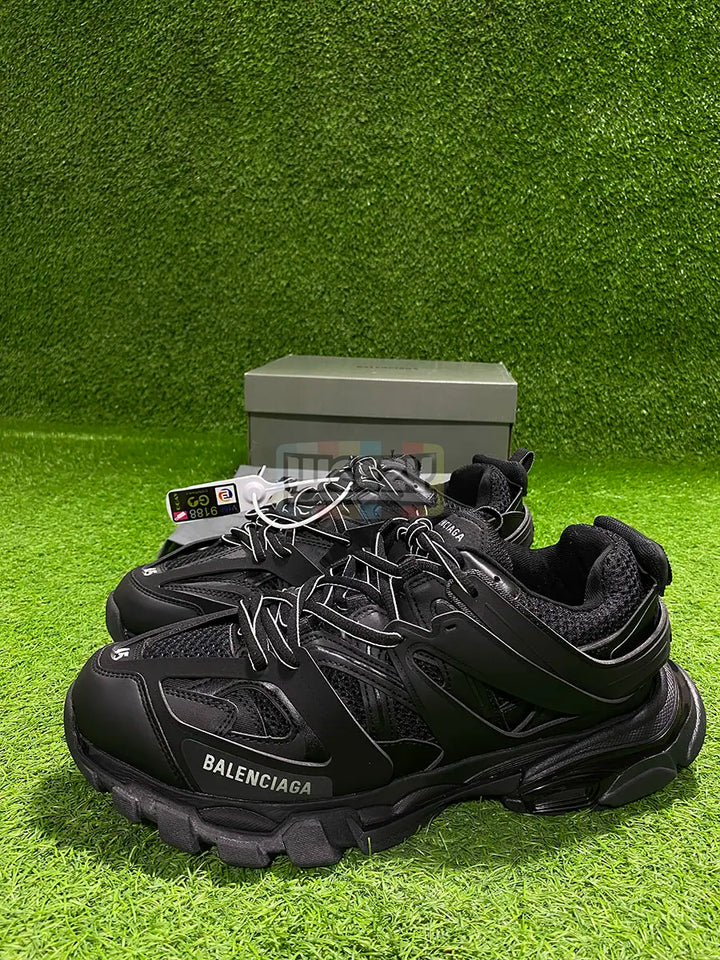 Buy Balenciaga Track 3.0 Blk Original Quality 1 1 Online in Pakistan Best Balenciaga Track 3.0 Blk Original Quality 1 1 Prices in Pakistan Weeby Shoes