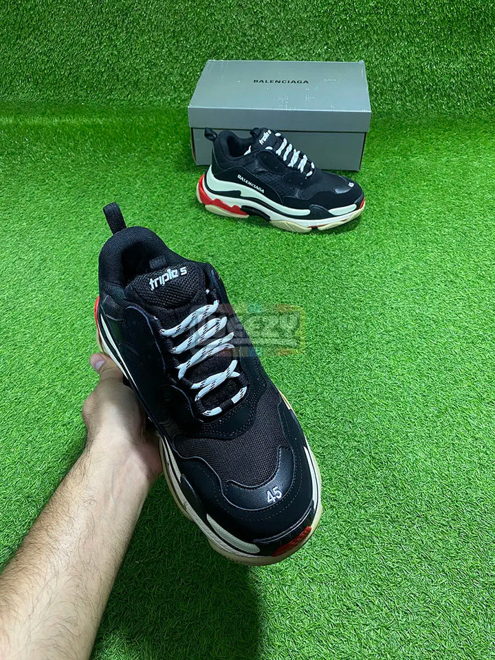 Balenciaga Triple S (Blk/W) (Premium Quality) buy online Pakistan - Weeby Shoes