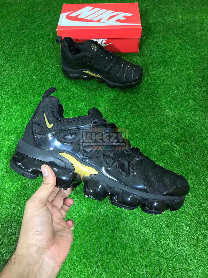 Vapormax (Blk/Gold) (Premium Quality) buy online Pakistan - Weeby Shoes