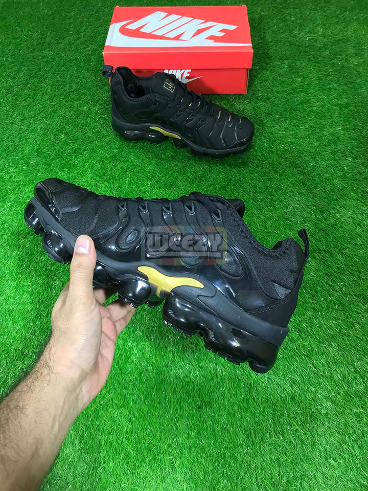 Vapormax (Blk/Gold) (Premium Quality) buy online Pakistan - Weeby Shoes