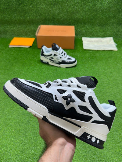 LV Trainer SKT (Panda) (Original Quality 1:1)