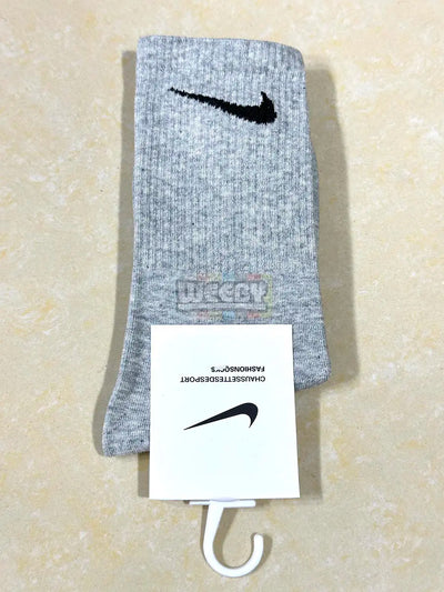 Nike (Grey)(Long) Socks