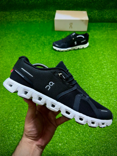 On Cloud (Cloud 5) (Blk/W) (Original Quality 1:1)