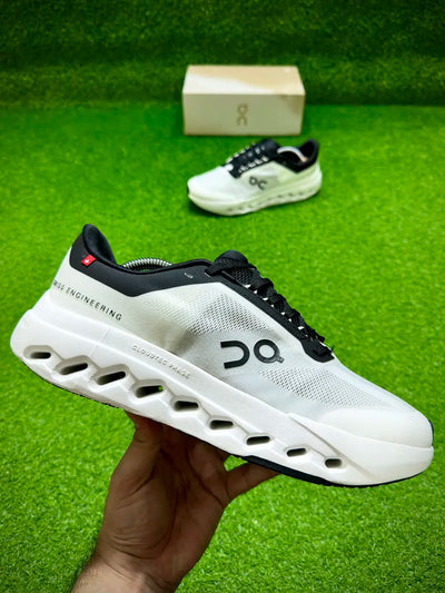 On Cloud (Cloudsurfer Next) (Noir White) (Original Quality 1:1)