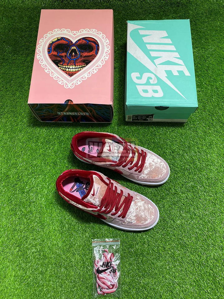 SB Dunk Low (Strange Love)(Special Box) buy online Pakistan - Weeby Shoes