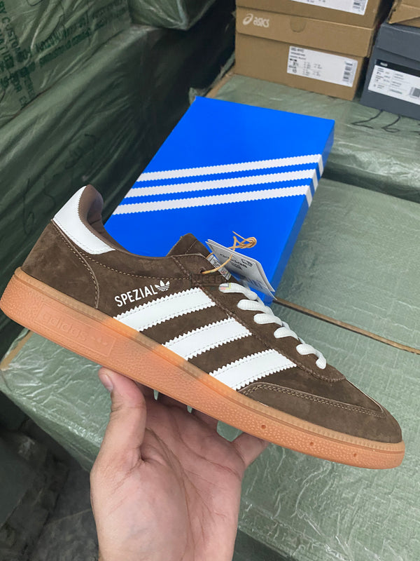Buy Adidas Shoes Online at Best Price in Pakistan - Weeby Shoes Buy Adidas Shoes Online at Best Price in Pakistan - Weeby Shoes