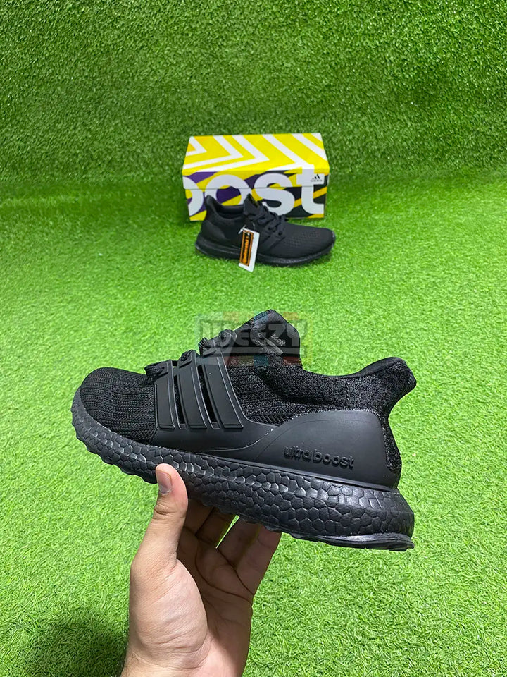 Ultraboost 4.0 (Triple Black) (Premium Quality) buy online Pakistan - Weeby Shoes