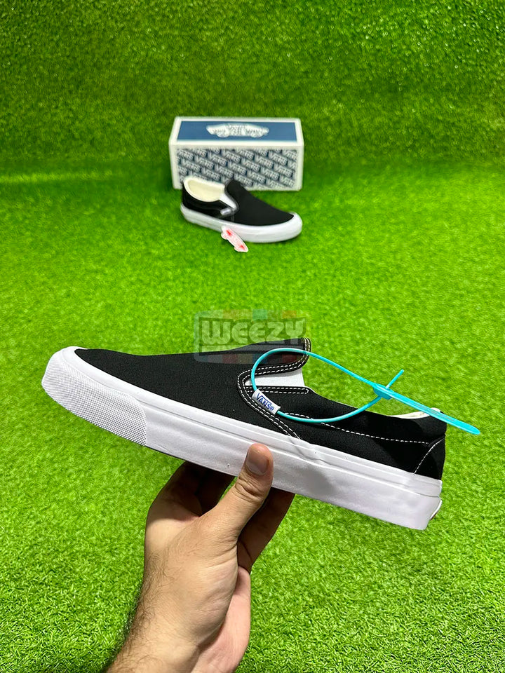 Vans Slip on (B/W) (Original Quality 1:1) buy online Pakistan - Weeby Shoes