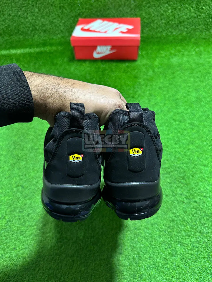 Vapormax Plus (Blk/Gold) (Premium Quality) buy online Pakistan - Weeby Shoes