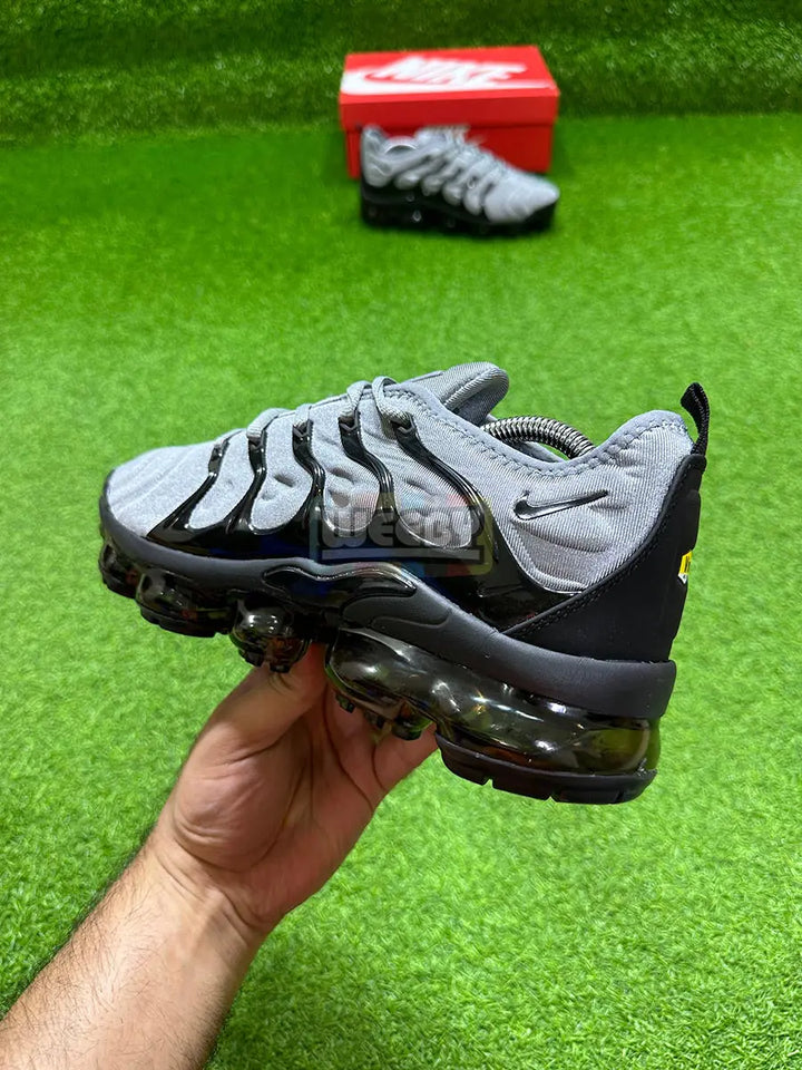 Vapormax Plus (Grey/Blk) (Premium Batch) buy online Pakistan - Weeby Shoes