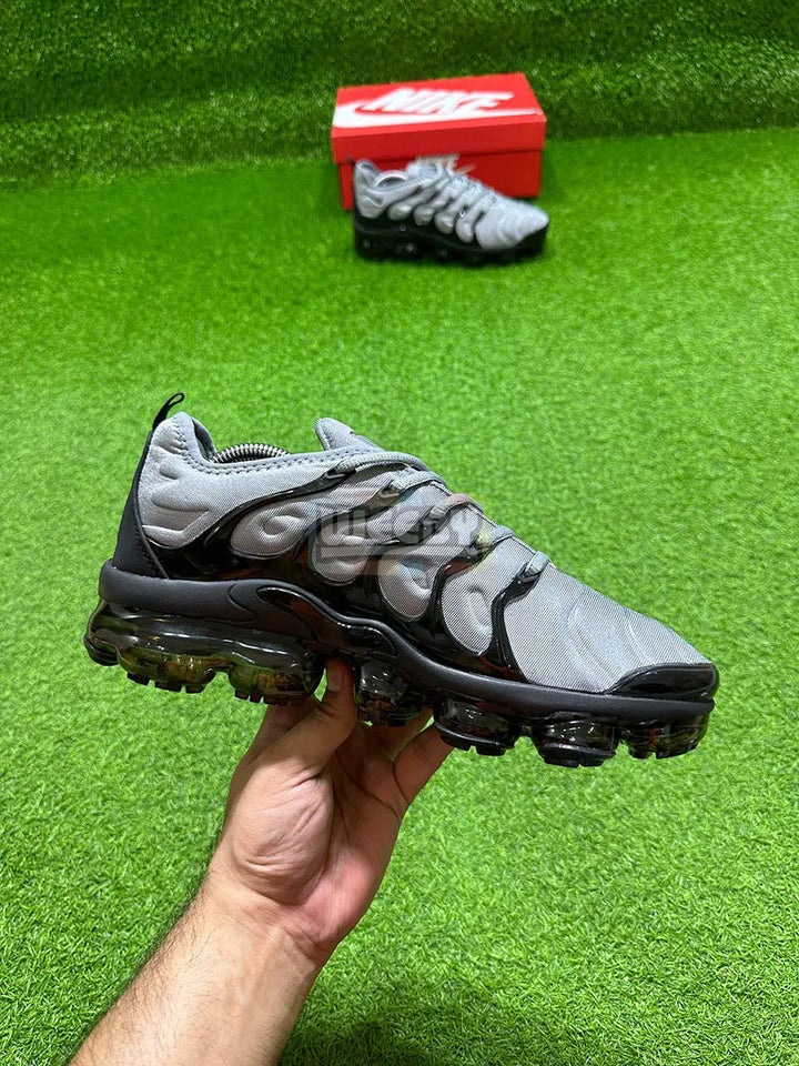 Buy Vapormax Plus Grey Blk Premium Batch Online in Pakistan Best Vapormax Plus Grey Blk Premium Batch Prices in Pakistan Weeby Shoes