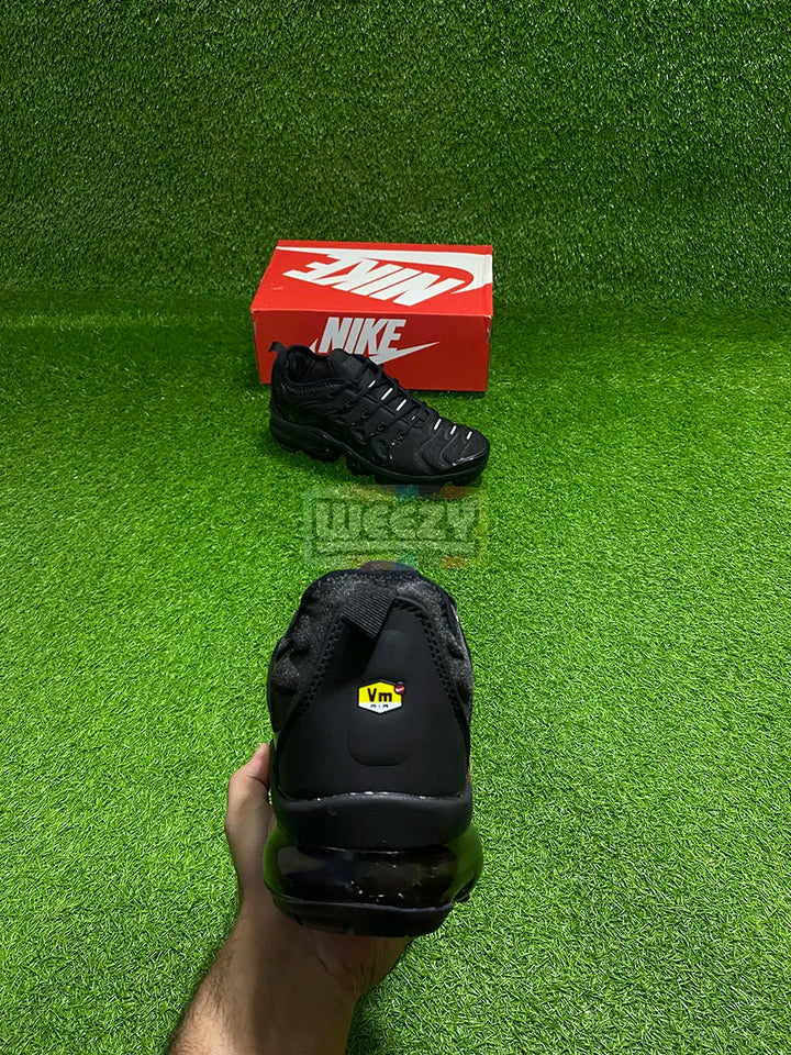 Vapormax (Triple Black) (Premium Batch) buy online Pakistan - Weeby Shoes